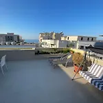 Apartman Stresni S Terasou, Zahradou A Vyhledem Na Durrës