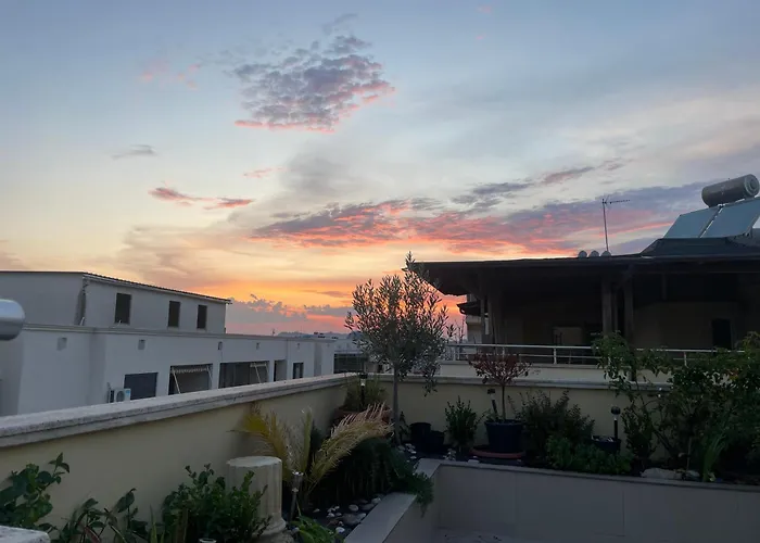 Stresni S Terasou, Zahradou A Vyhledem Na Durrës